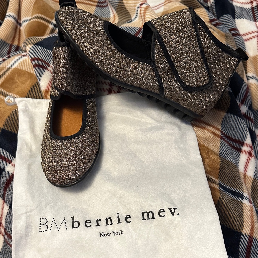 Bernie Mev Woven Slip-On Shoes in Brown and Black ankle support fabulous 38/7w